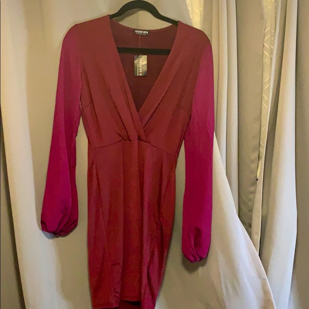🎯🎯🎯🎯FASHION NOVA WINE MID DRESS BRAND NEW